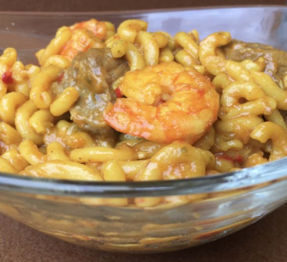 FIDEÚA CON CARRILLERAS Y LANGOSTINO